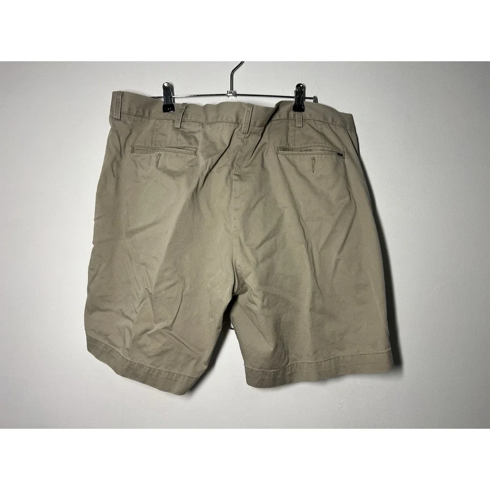 Polo Ralph Lauren Men's Mid-Rise Khaki Chino Shorts, Size 42, Classic Fit, 9